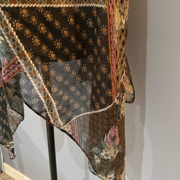 Long lightweight scarf - Picture 4 of 6